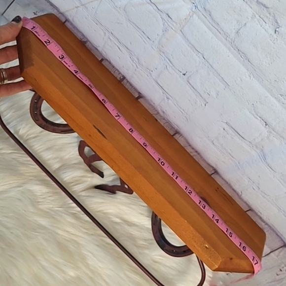 Western Horse Float Shelf Towel Bar Wood Metal Horseshoe Cowboy Wall Art Rustic - Picture 9 of 17